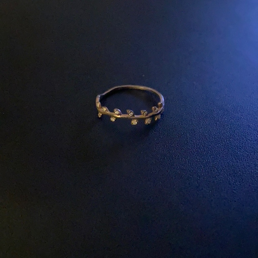 Ring - Picture 2 of 3